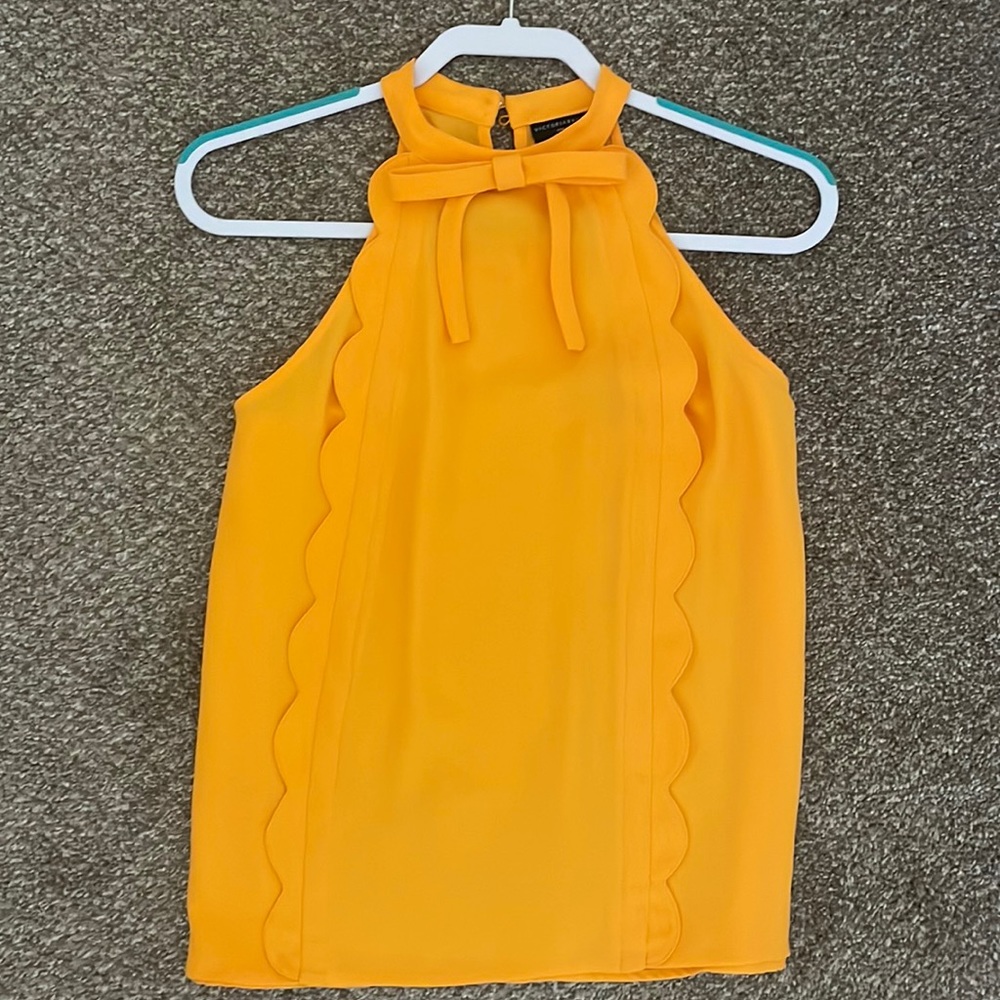 Sleeveless blouse
